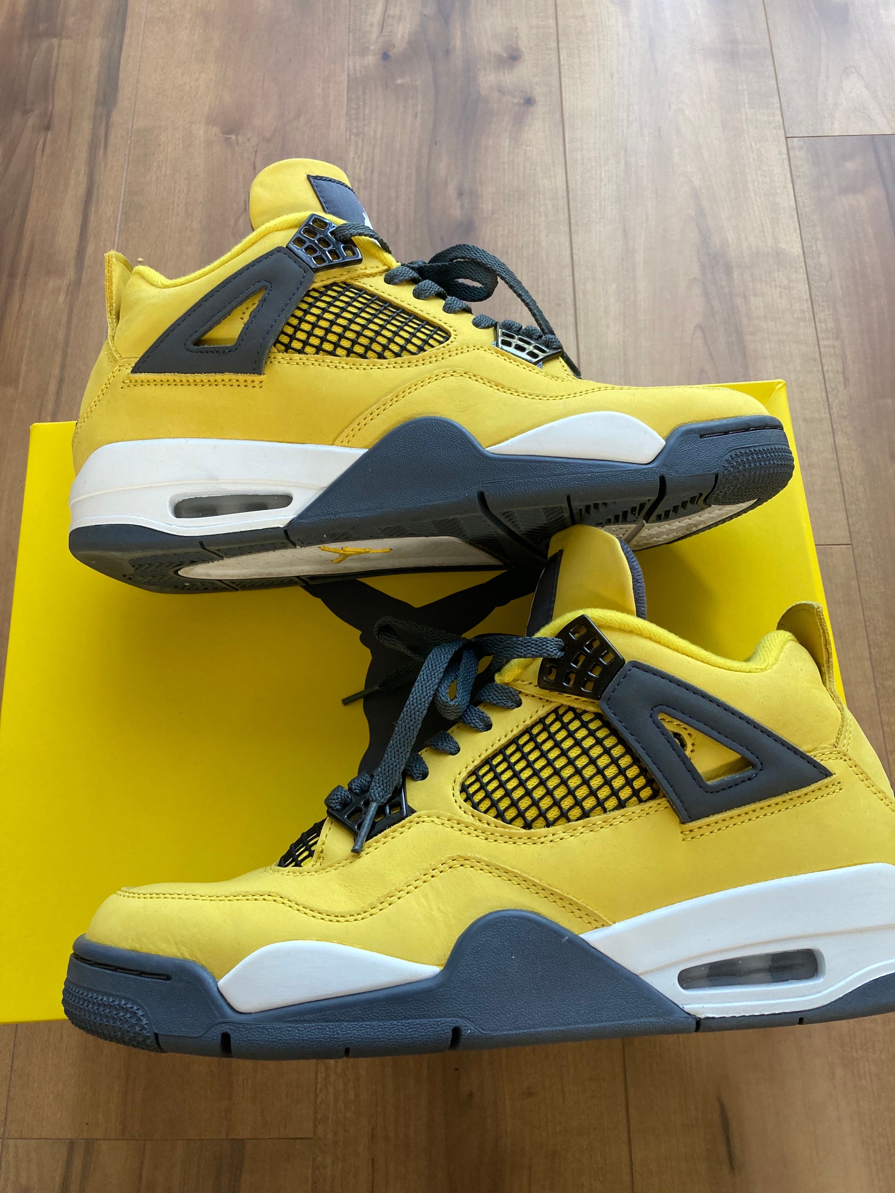 Nike Air Jordan 4 "Tour Yellow"
