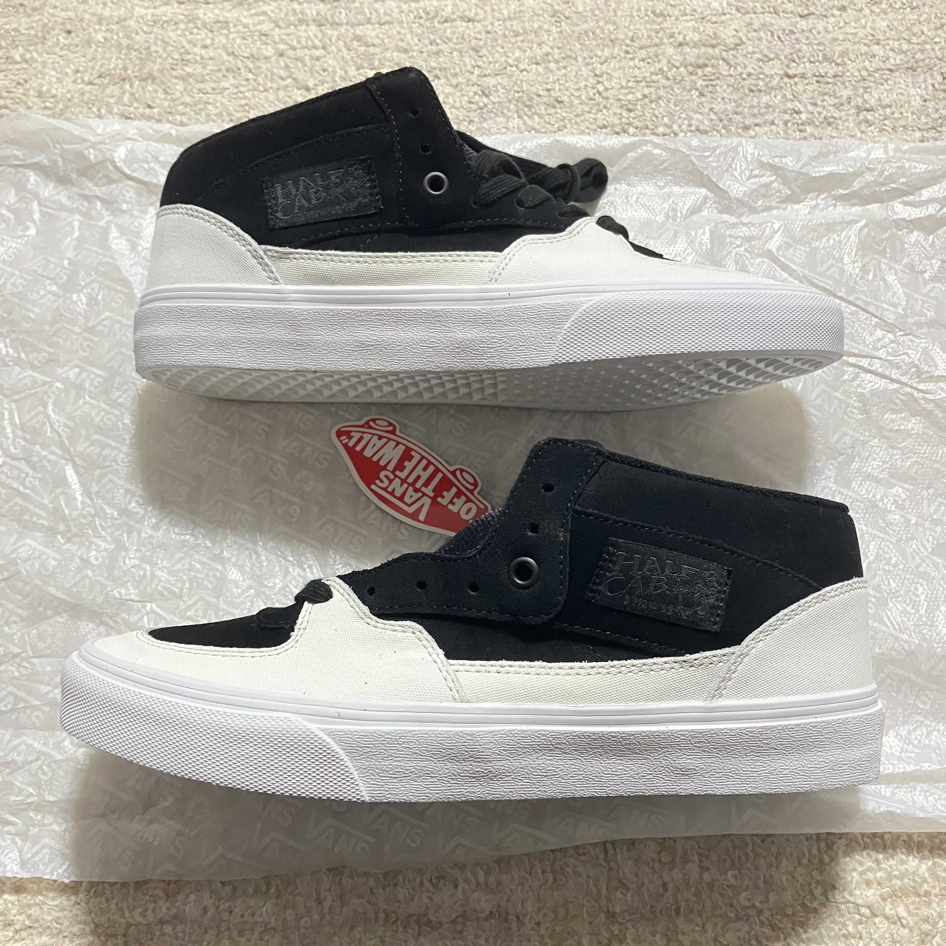 Vans Half Cab Dipped "Black White"