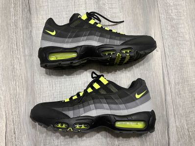Nike Air Max 95 "Black/Anthracite/Smoke Grey/Volt"