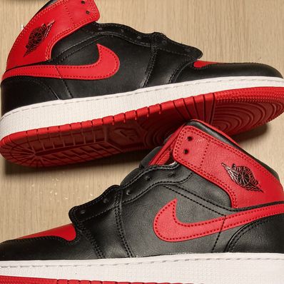 Nike GS Air Jordan 1 Mid "Bred Toe"