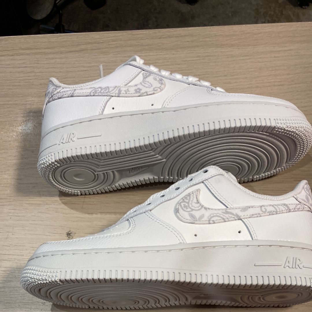 Nike Women's Air Force 1 Low '07 Essential "White Paisley"