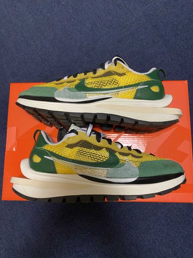 sacai × Nike Vapor Waffle "Tour Yellow/Stadium Green-Sail"