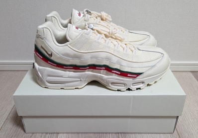 UNDEFEATED × Nike Air Max 95 SP "Sail"