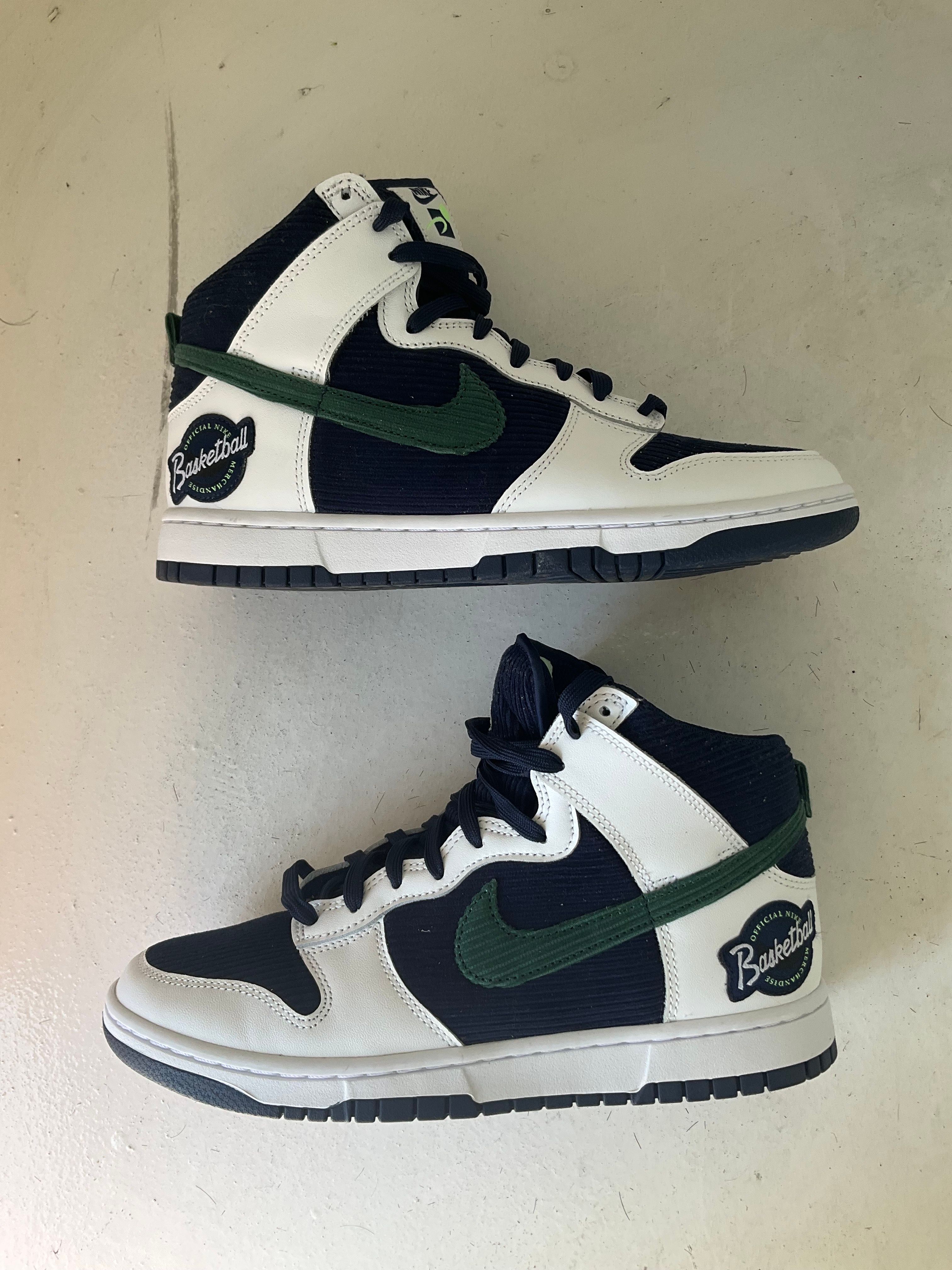 Nike Dunk High EMB "College Navy"