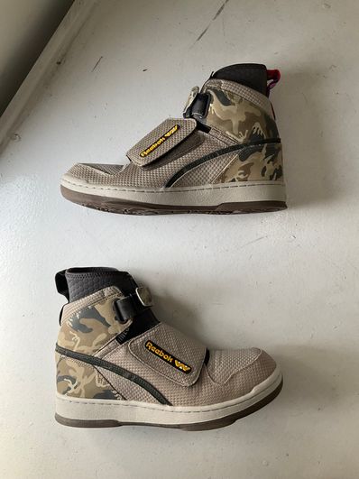 REEBOK U.S.C.M. BUG STOMPER