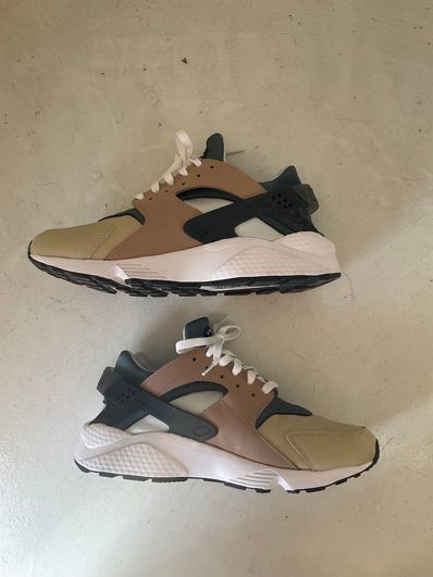 Nike Air Huarache "Escape" (2021)