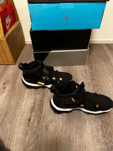 NIKE JORDAN AJNT23 "BLACK"(ブリーフケース付き)