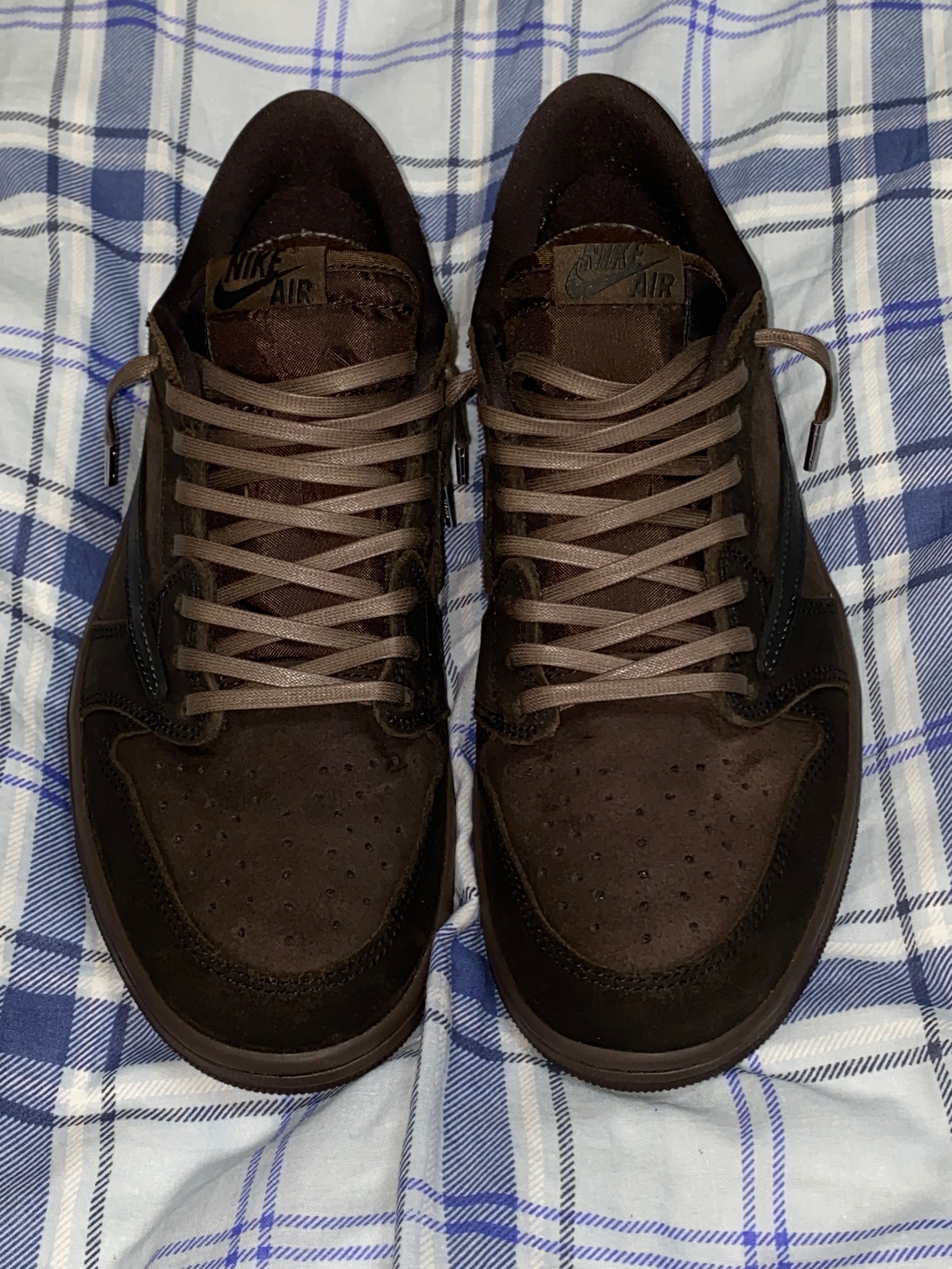 Travis Scott × Nike Air Jordan 1 Low OG SP "Velvet Brown and Dark Mocha"
