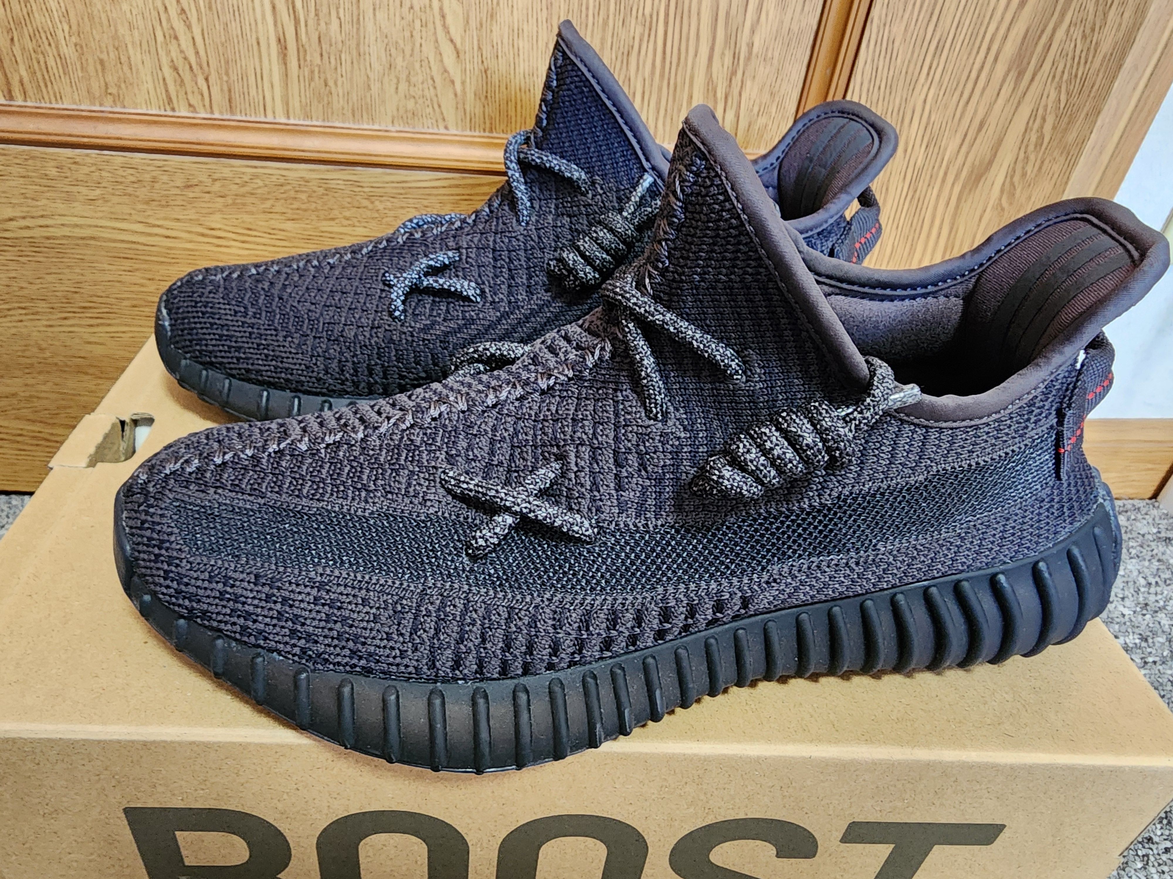 adidas YEEZY Boost 350 V2 "Black"