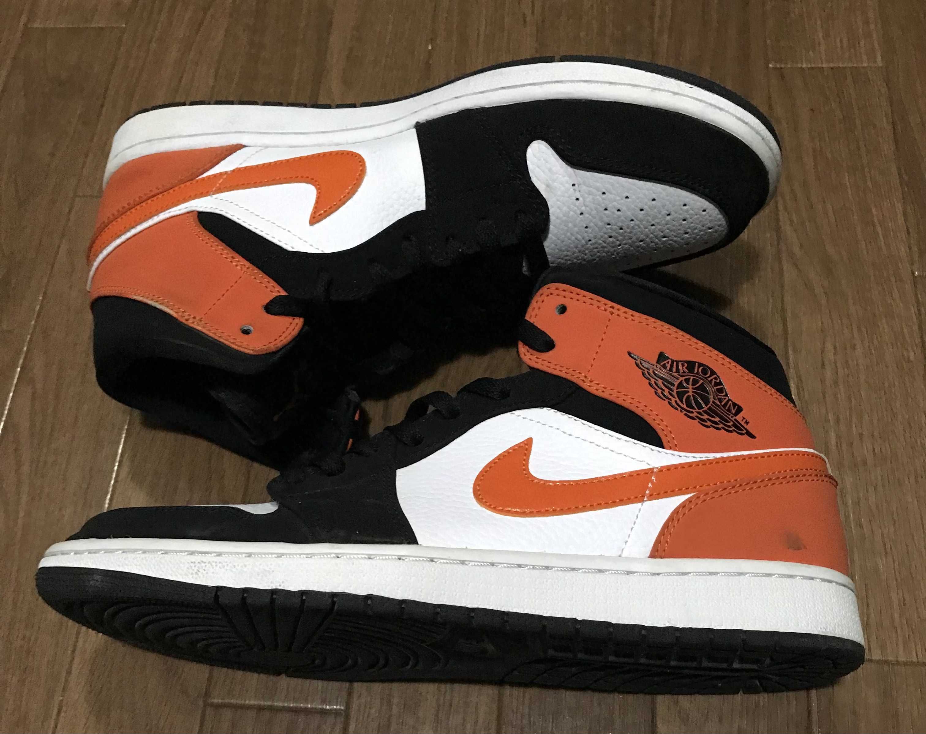 NIKE AIR JORDAN 1 MID "SHATTERED BACKBOARD"
