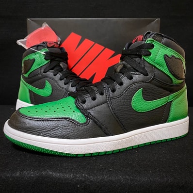 Nike Air Jordan 1 Retro High OG "Black/Pine Green" (2020)