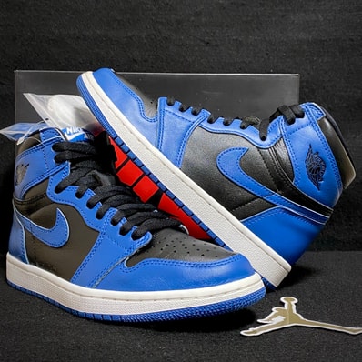 Nike Air Jordan 1 Retro High OG "Dark Marina Blue"