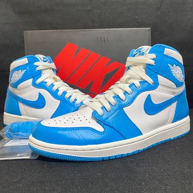Nike Air Jordan 1 Retro High "UNC"