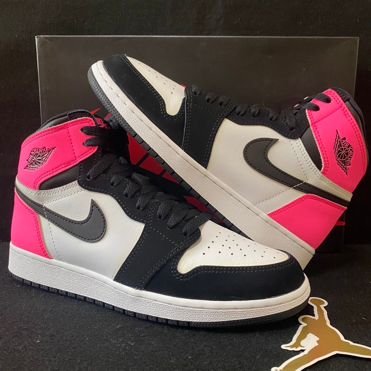 Nike Air Jordan 1 Retro High "Valentine's Day" (2017)