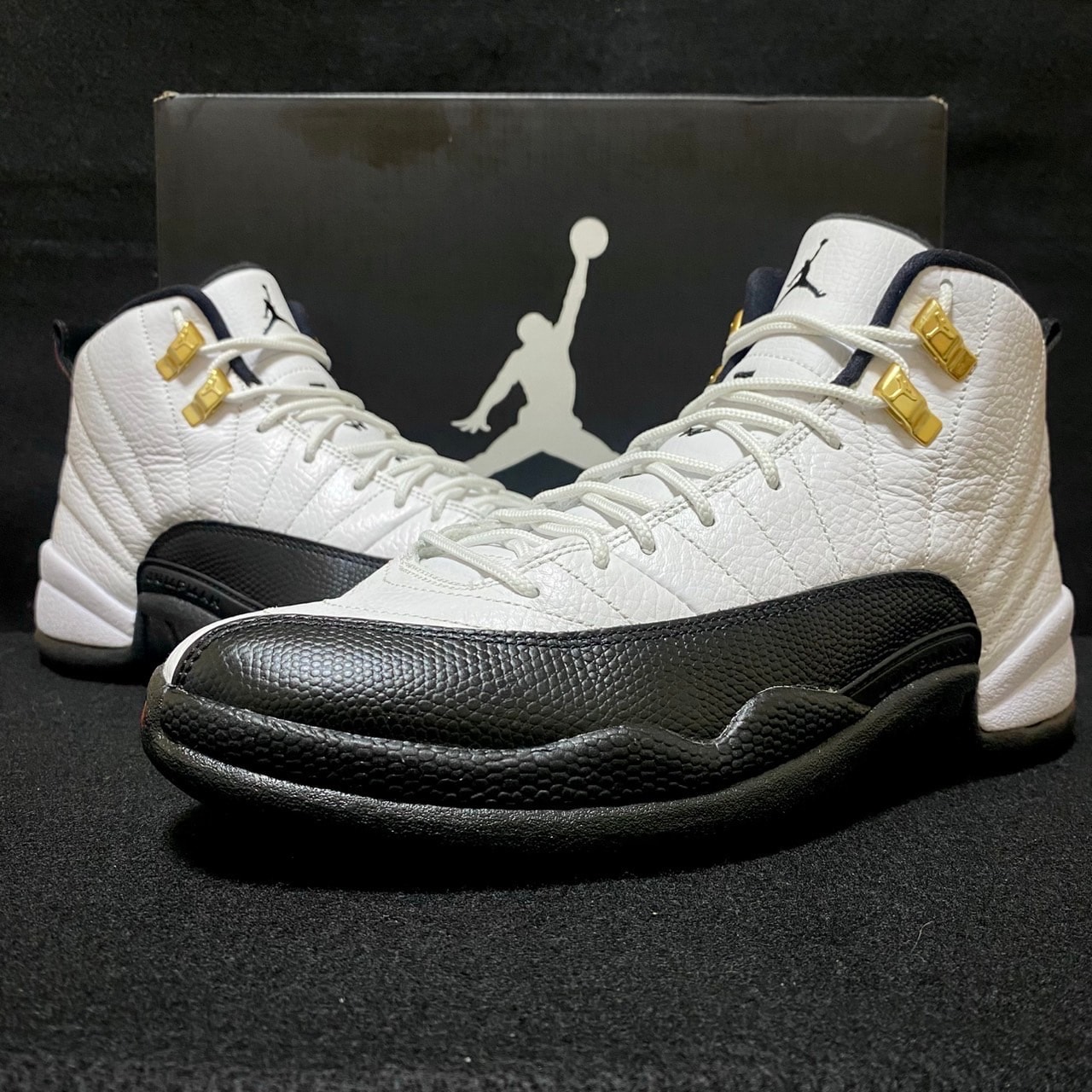 ナイキ エアジョーダン12 レトロ "タクシー" (2013)