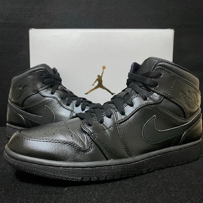 Nike Air Jordan 1 Retro Mid "Black"