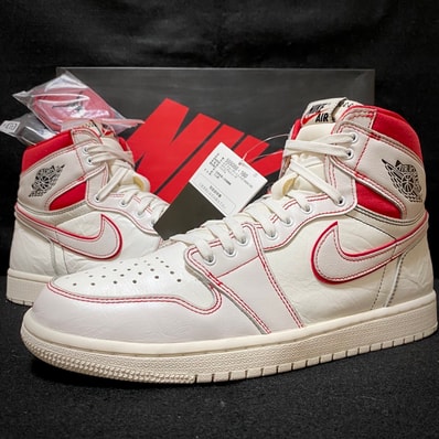 Nike Air Jordan 1 Retro High OG "Sail/University Red"