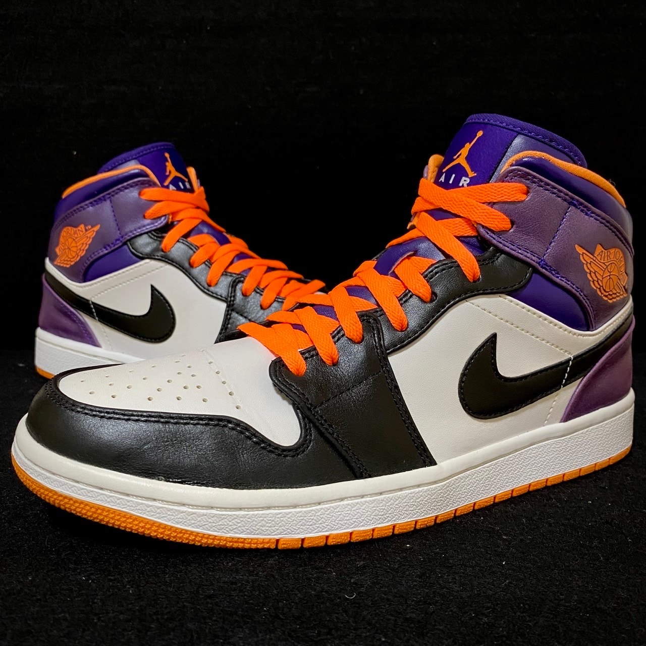 Nike Air Jordan 1 Mid "Phoenix Suns"