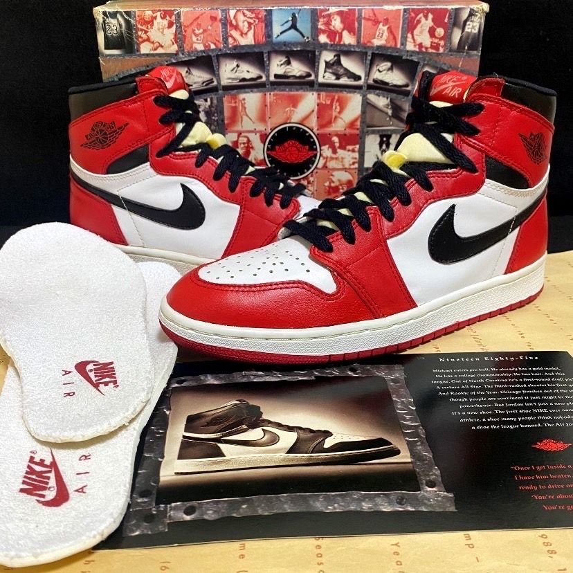 Nike Air Jordan 1 Retro High "Chicago" (1994)