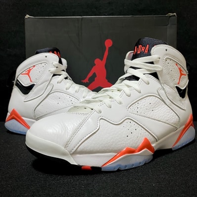 Nike Air Jordan 7 Retro "White Infrared"