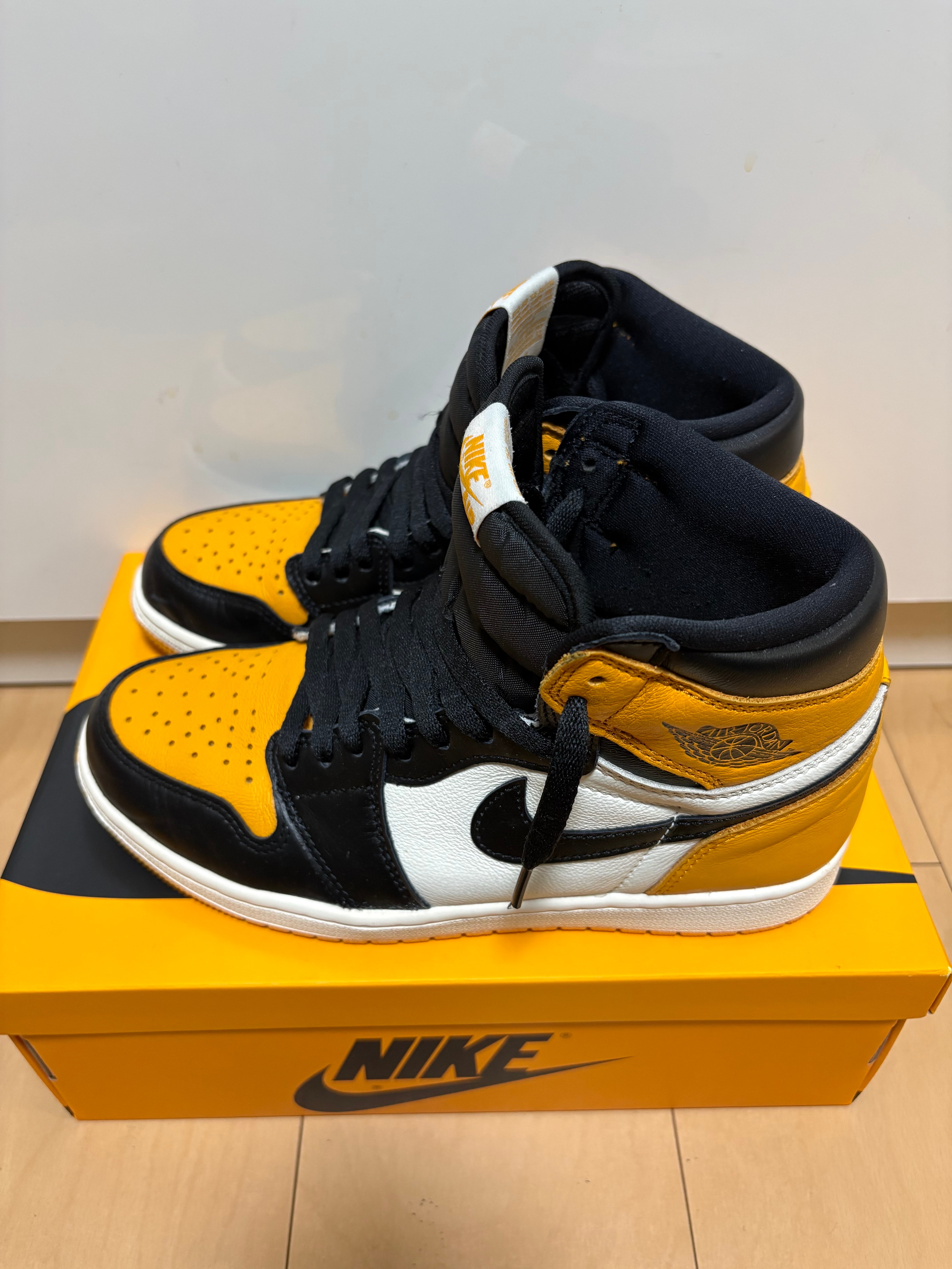 ナイキ エアジョーダン1 レトロ ハイ OG "タクシー"