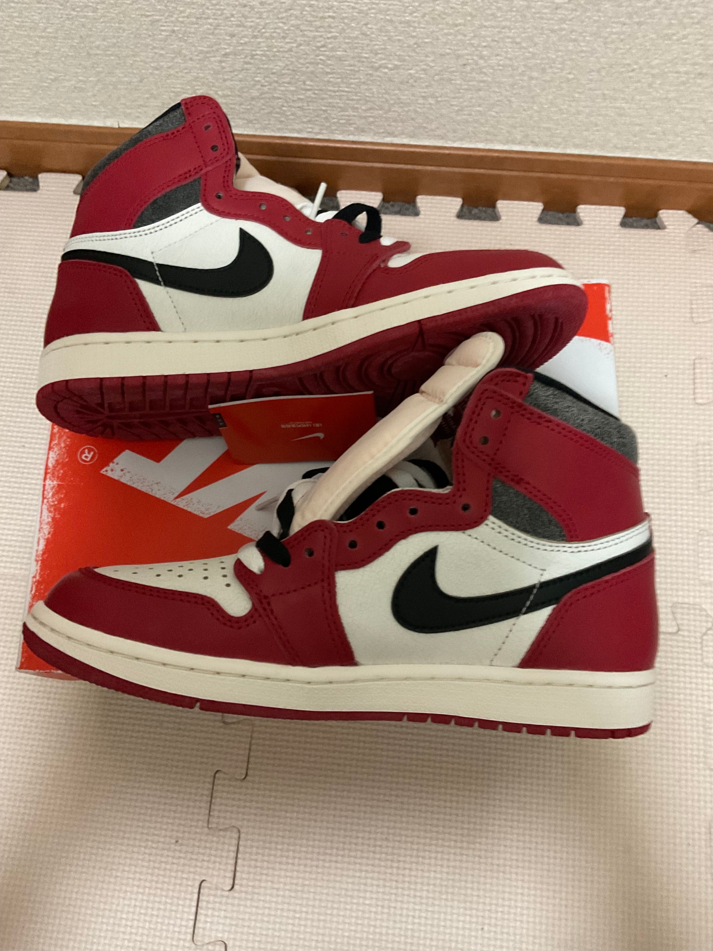 Nike Air Jordan 1 High OG "Lost & Found/Chicago"