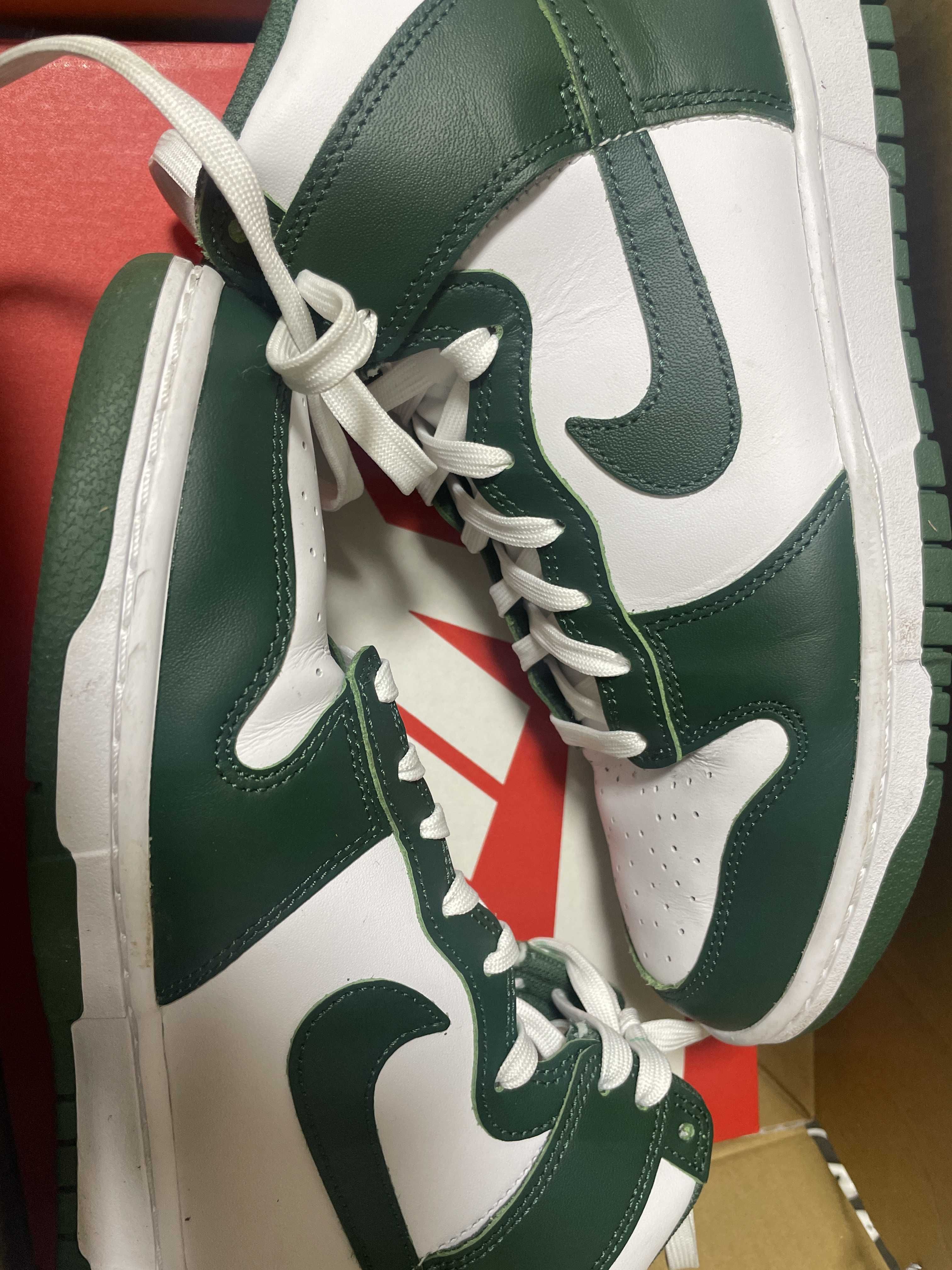 Nike Dunk High "Noble Green"