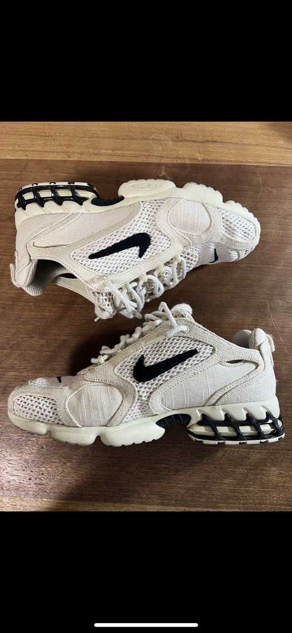 Stussy × Nike Air Zoom Spiridon CG 2 "Fossil/Black"