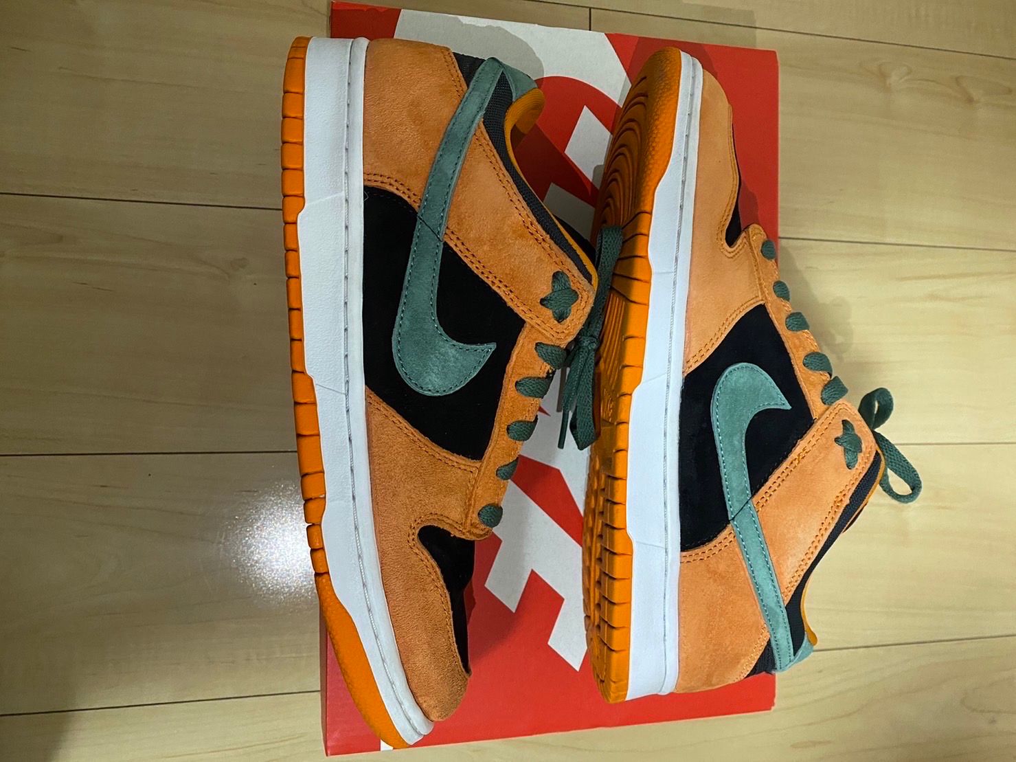 Nike Dunk Low SP "Ceramic/Ugly Duckling Pack"