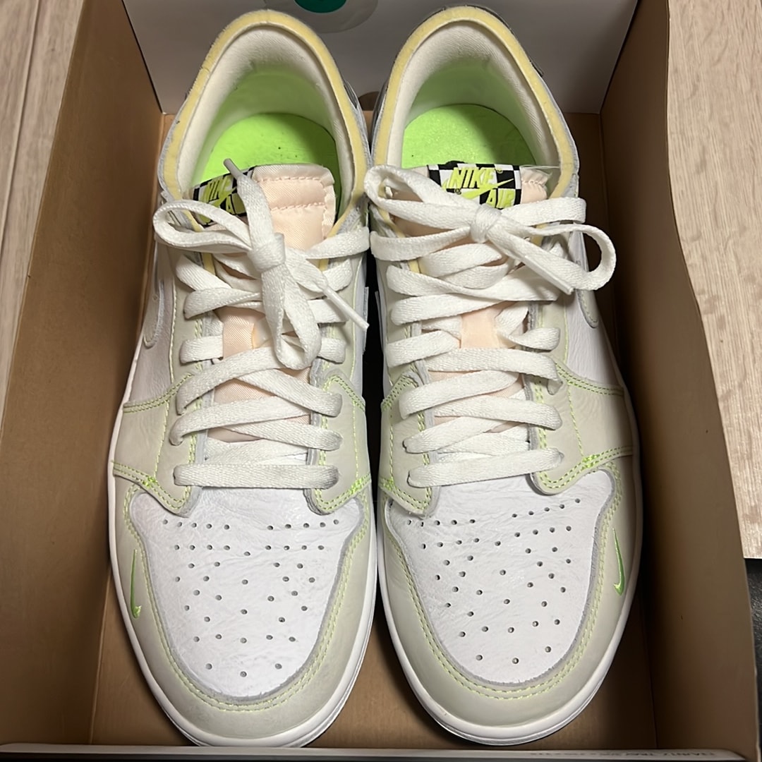 Nike Air Jordan 1 Low OG "Ghost Green"