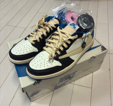 Travis Scott × fragment design × Nike Air Jordan 1 Low OG SP "Military Blue"