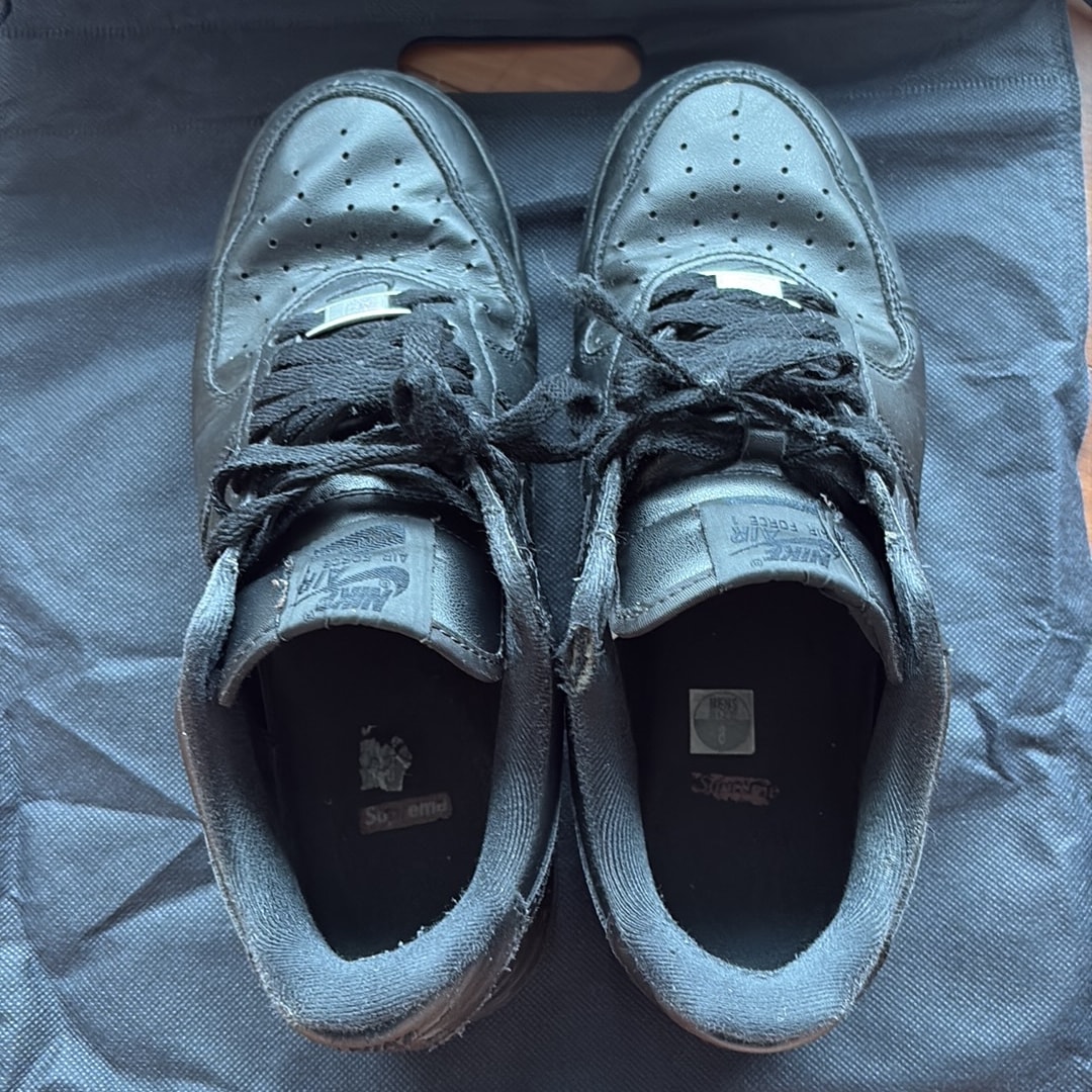 Supreme × Nike Air Force 1 Low "Black"