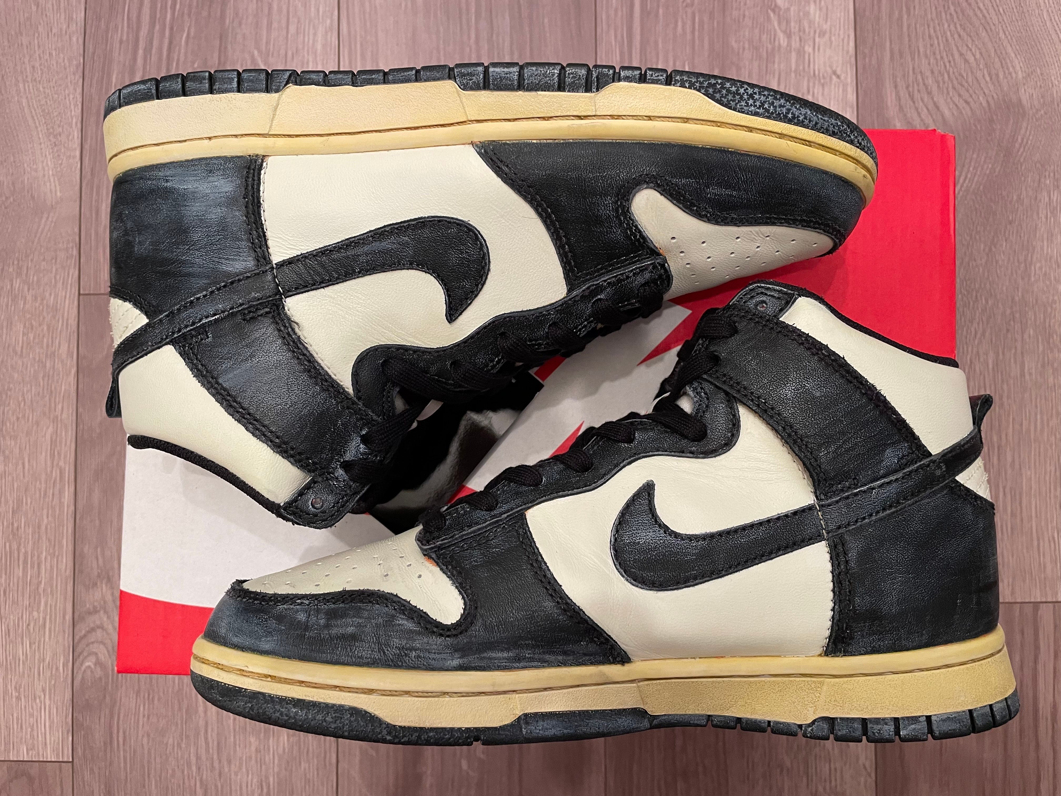 Nike Dunk High "Black and White"