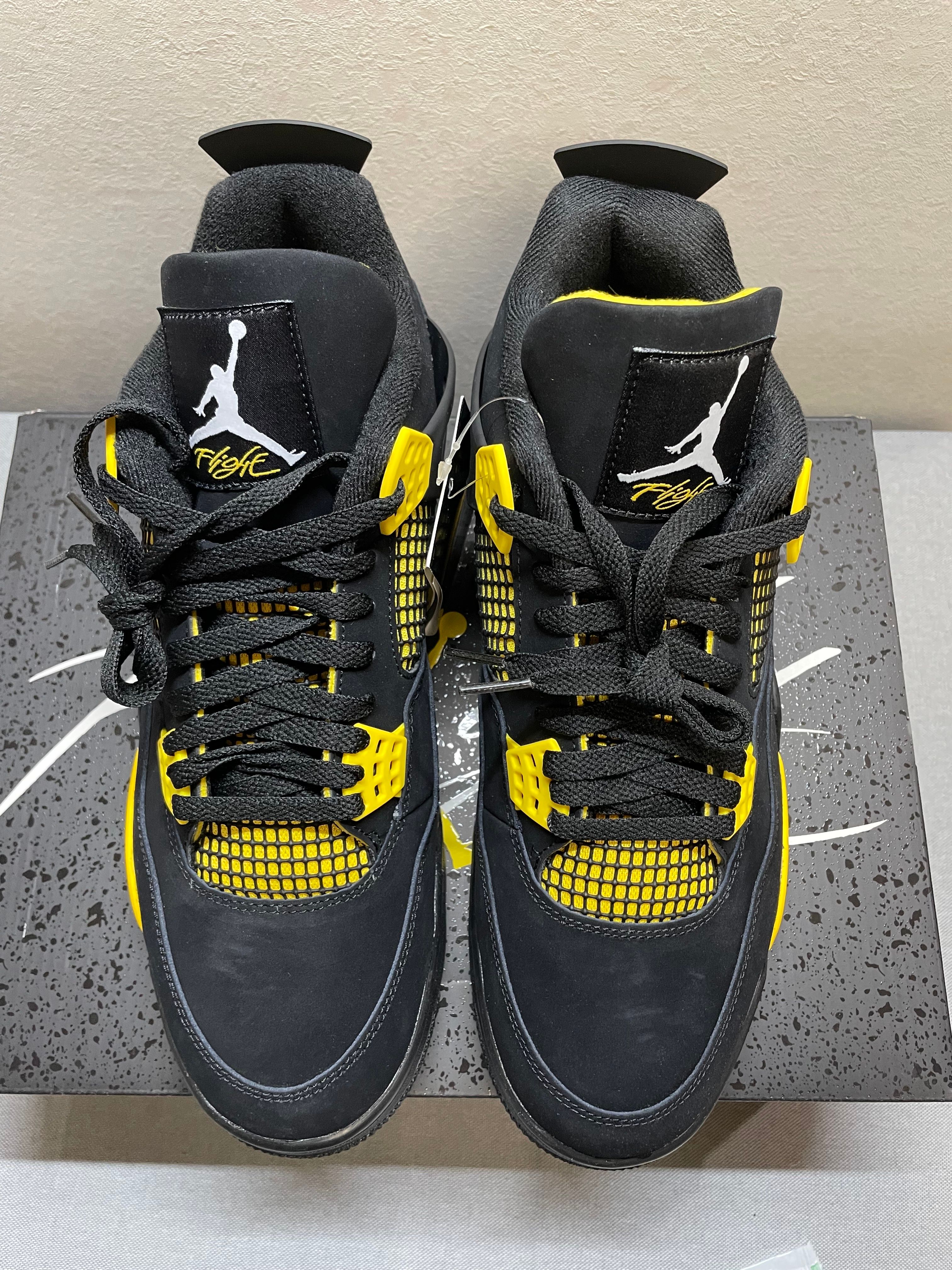 Nike Air Jordan 4 Retro "Thunder"(2023)