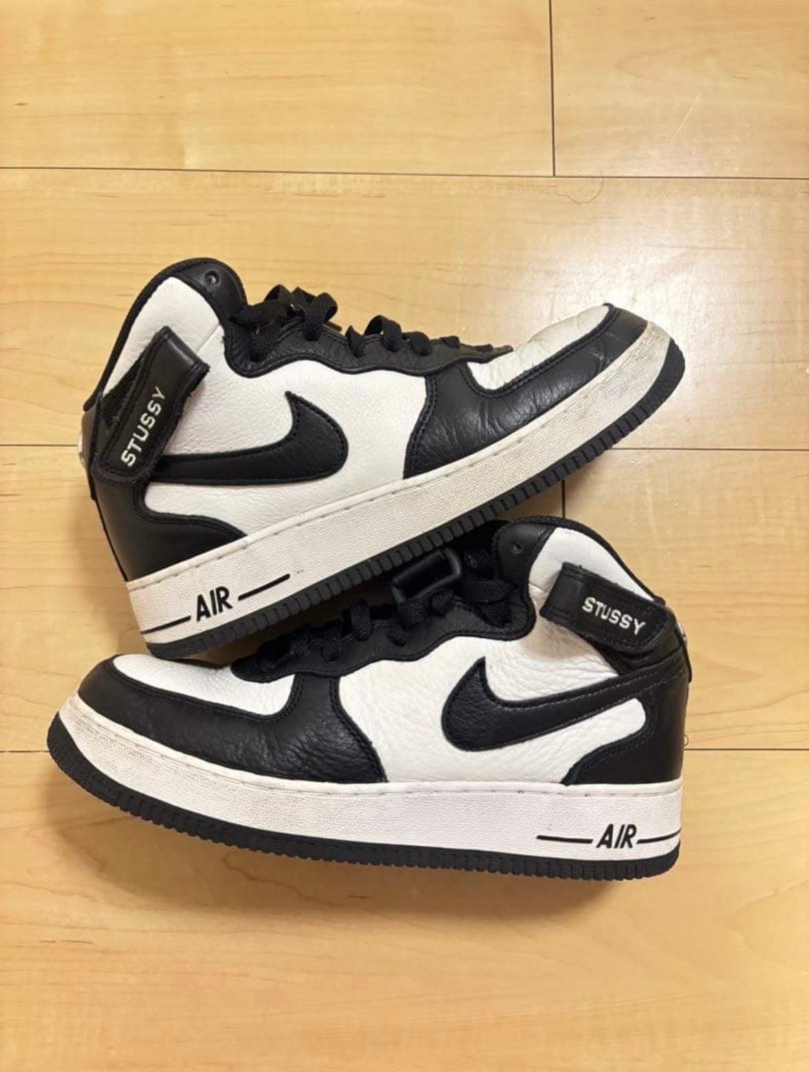 Stussy × Nike Air Force 1 Mid "Black and Light Bone"