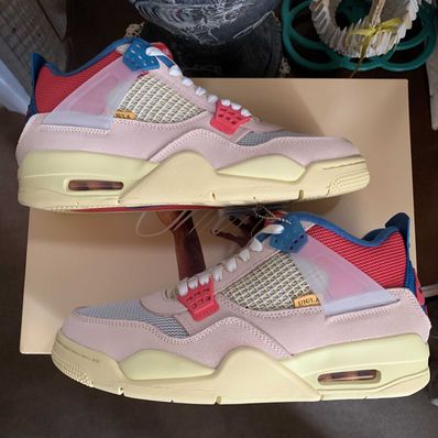 UNION × Nike Air Jordan 4 SP "Guava Ice/Light Fusion Red"