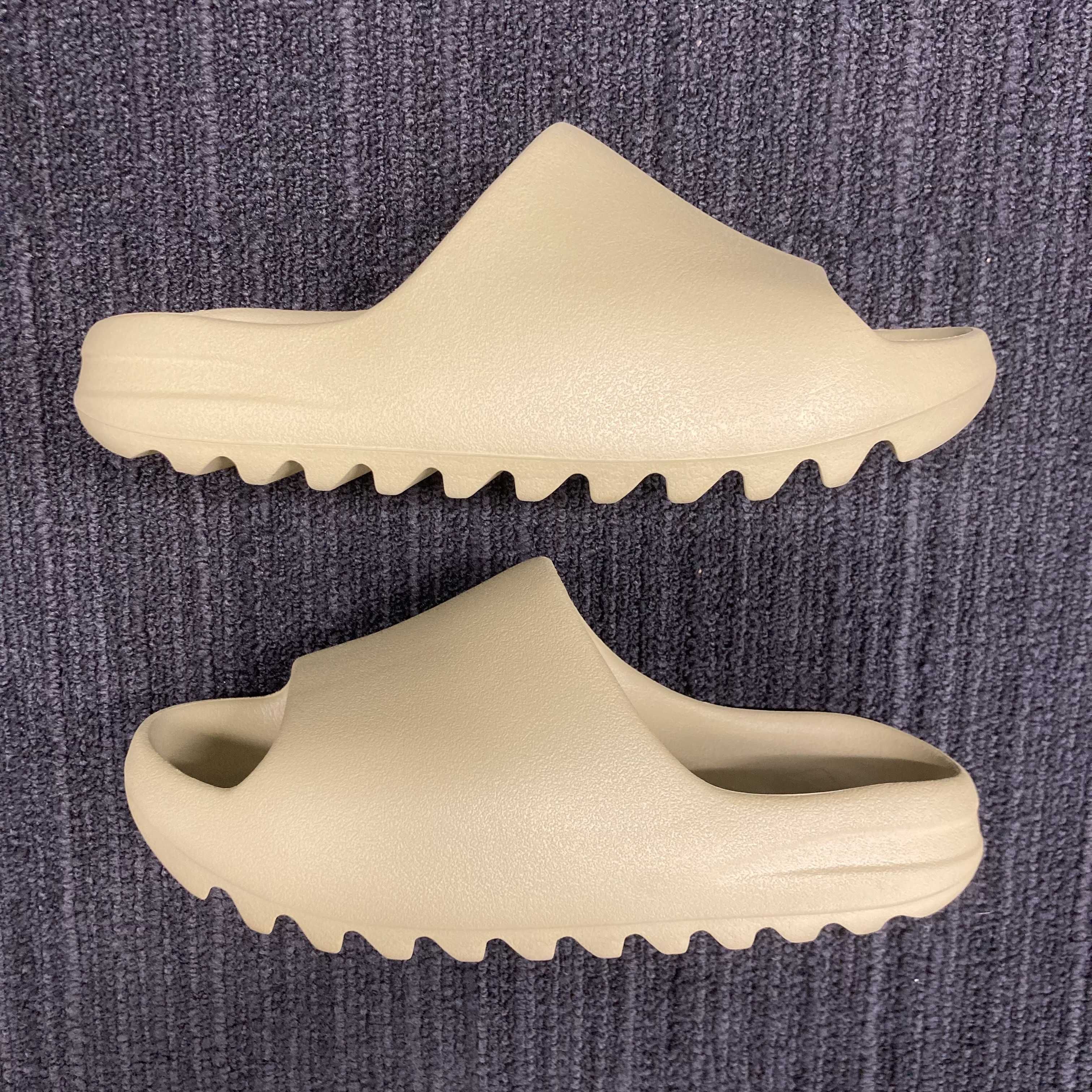 adidas YEEZY Slide "Resin" (FZ5904)