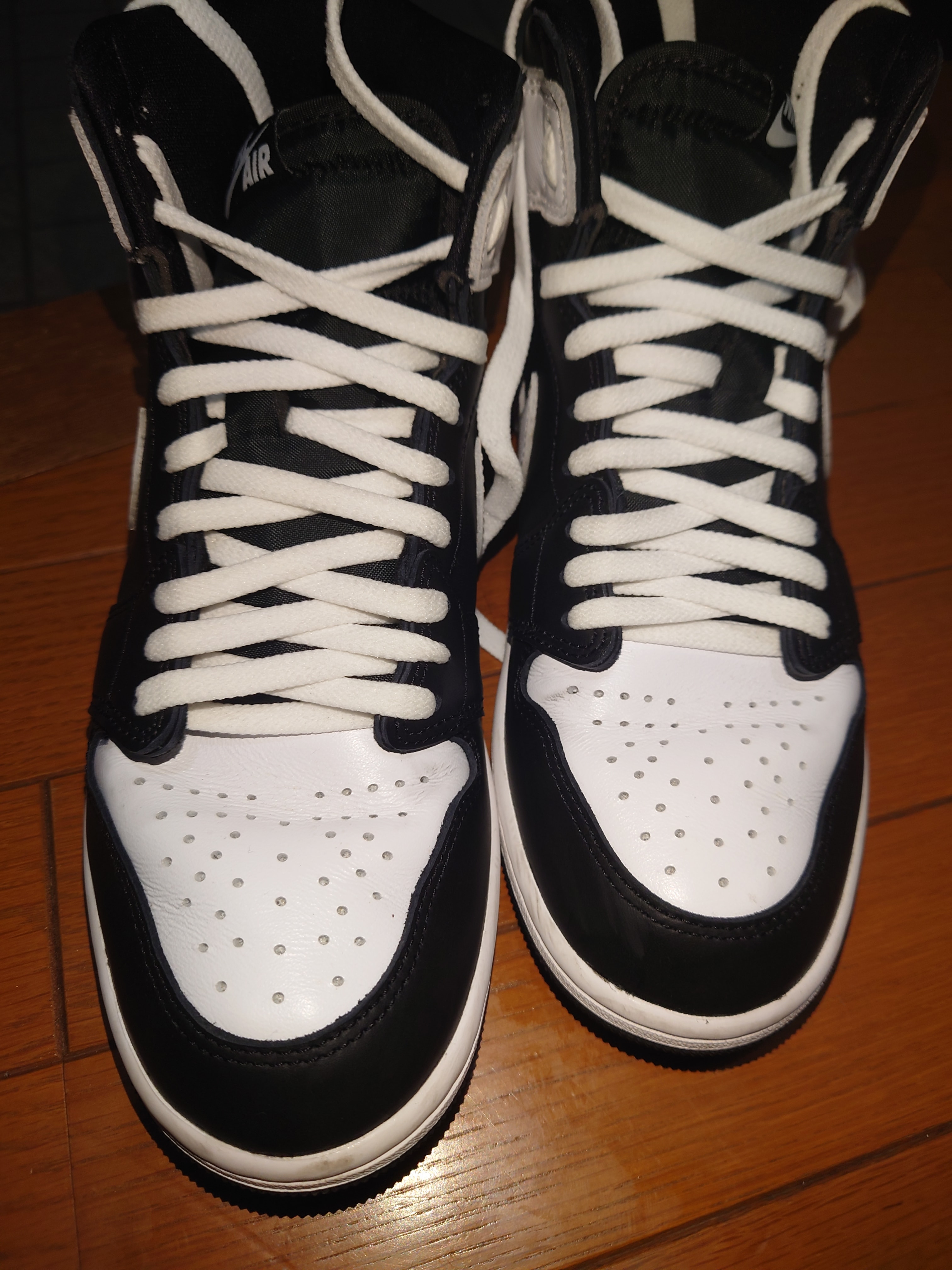Nike Air Jordan 1 Retro High OG "Black/White"
