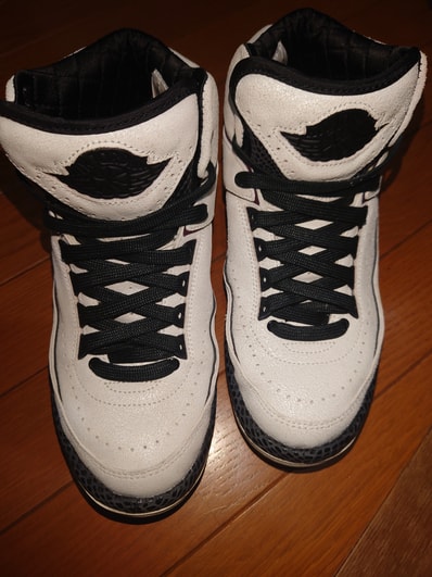 A Ma Maniere × Nike Air Jordan 2 "Airness/Sail and Burgundy"