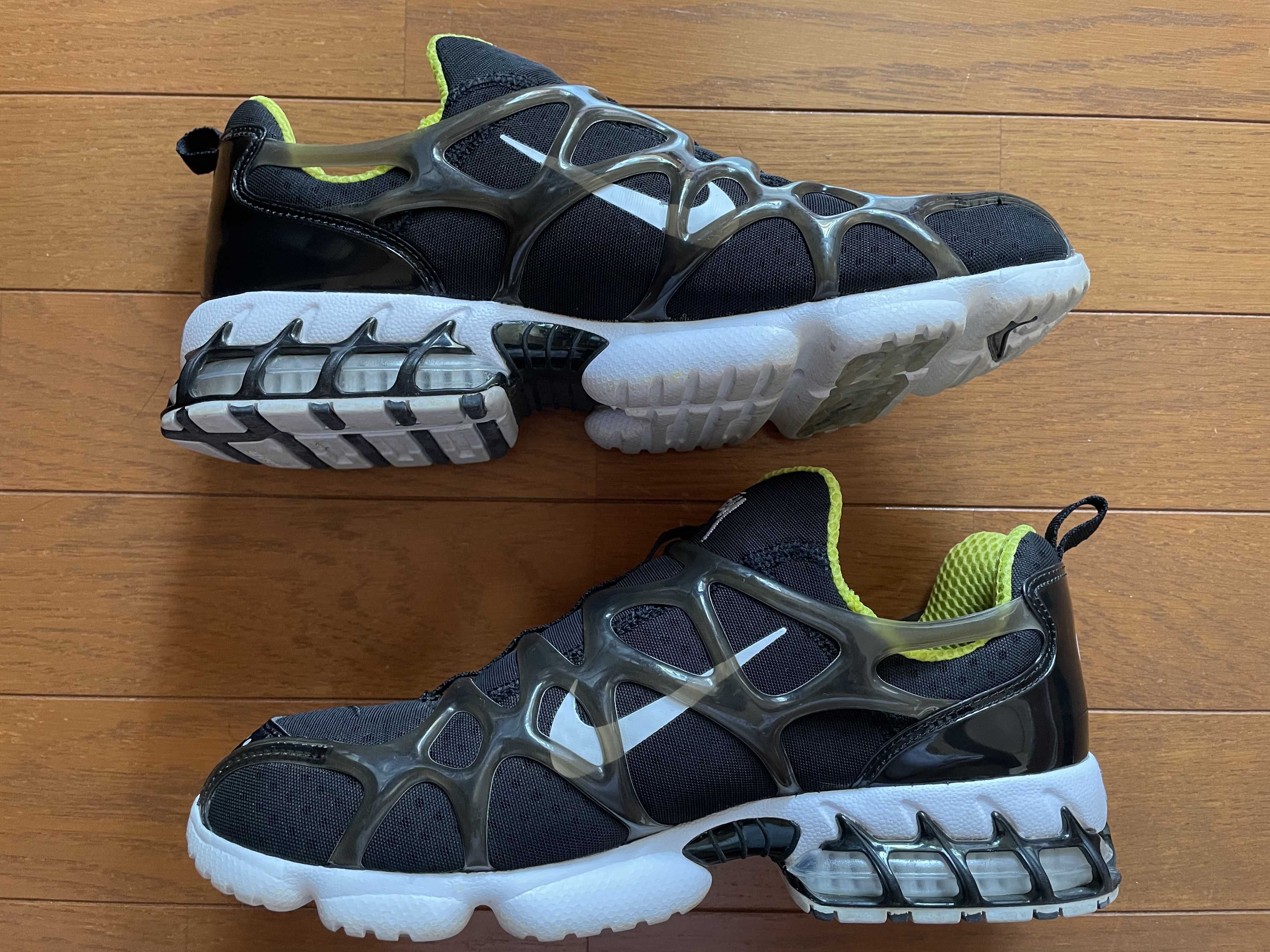 Stussy x Nike Air Zoom Kukini "Black/White/Bright Cactus"