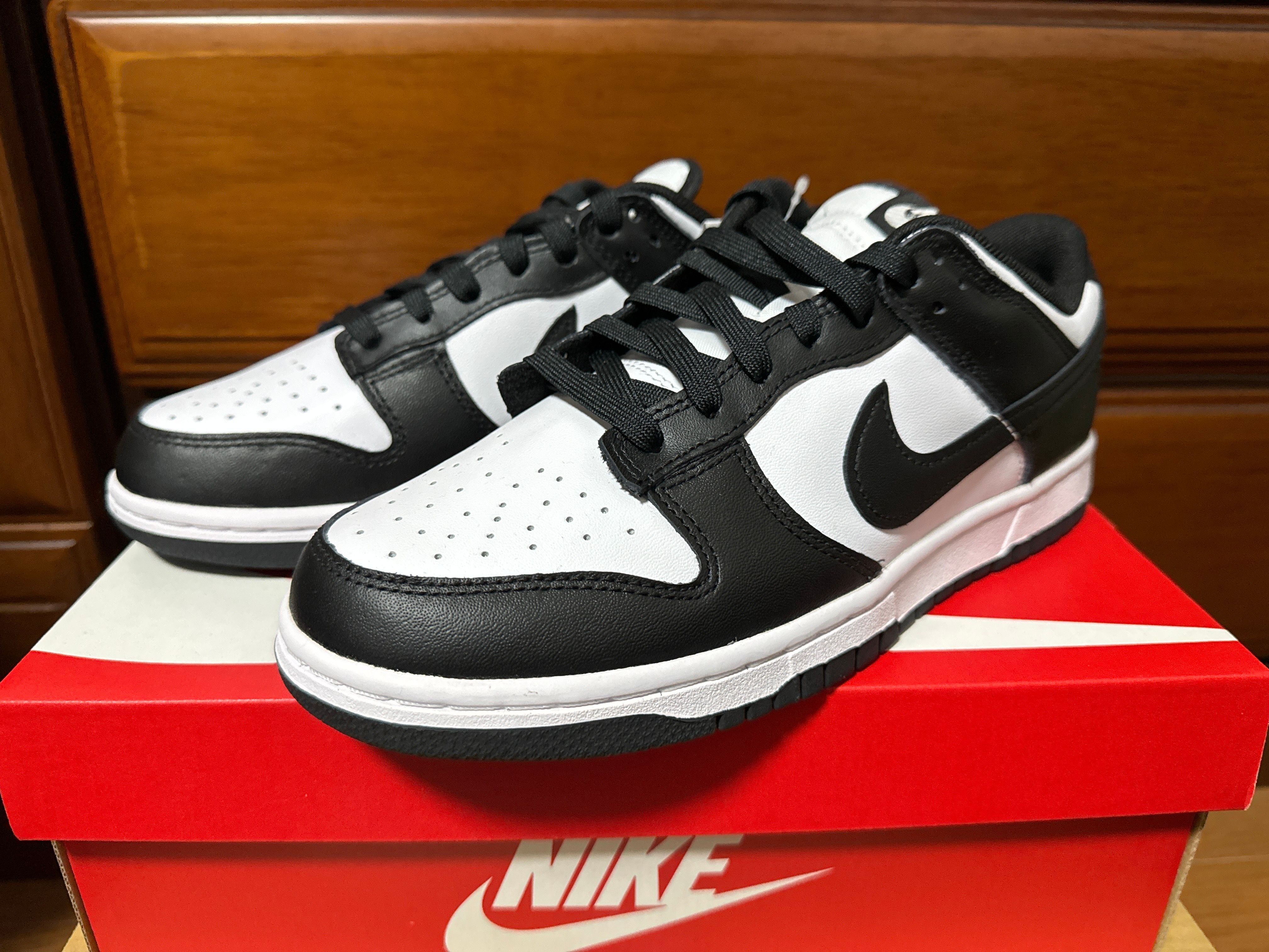 Nike Dunk Low Retro "Panda/White/Black"