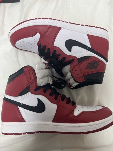 Nike Air Jordan 1 Retro High "Chicago" (2015)