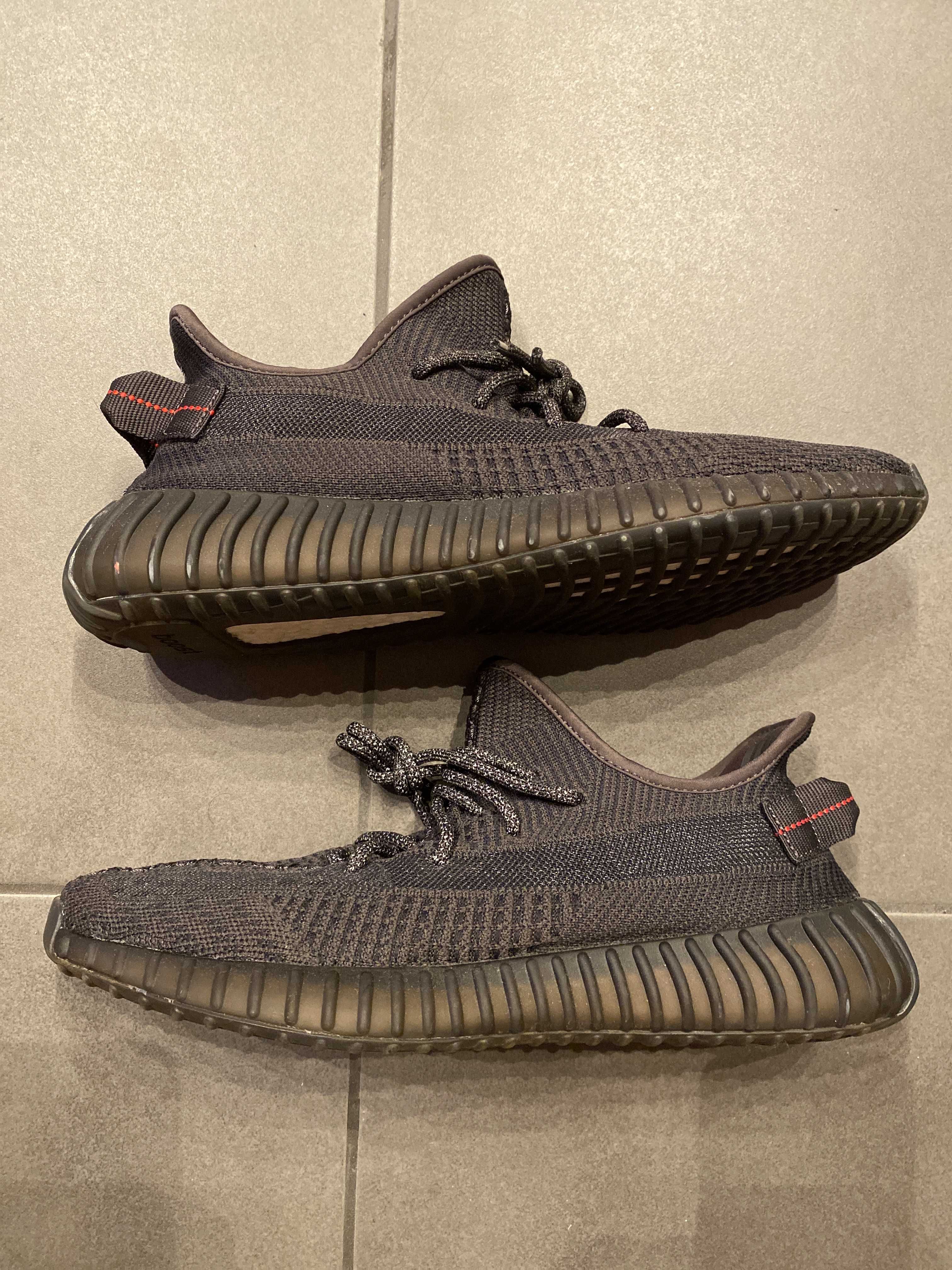 adidas YEEZY Boost 350 V2 "Black"