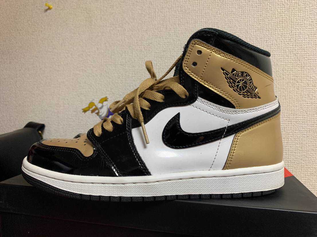 Nike Air Jordan 1 Retro High OG NRG "Gold Toe"