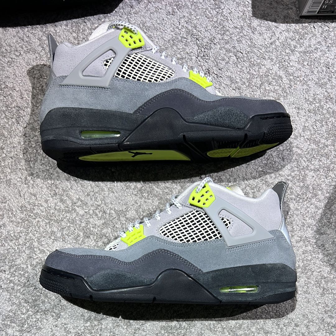 NIKE AIR JORDAN 4 RETRO LE "NEON"