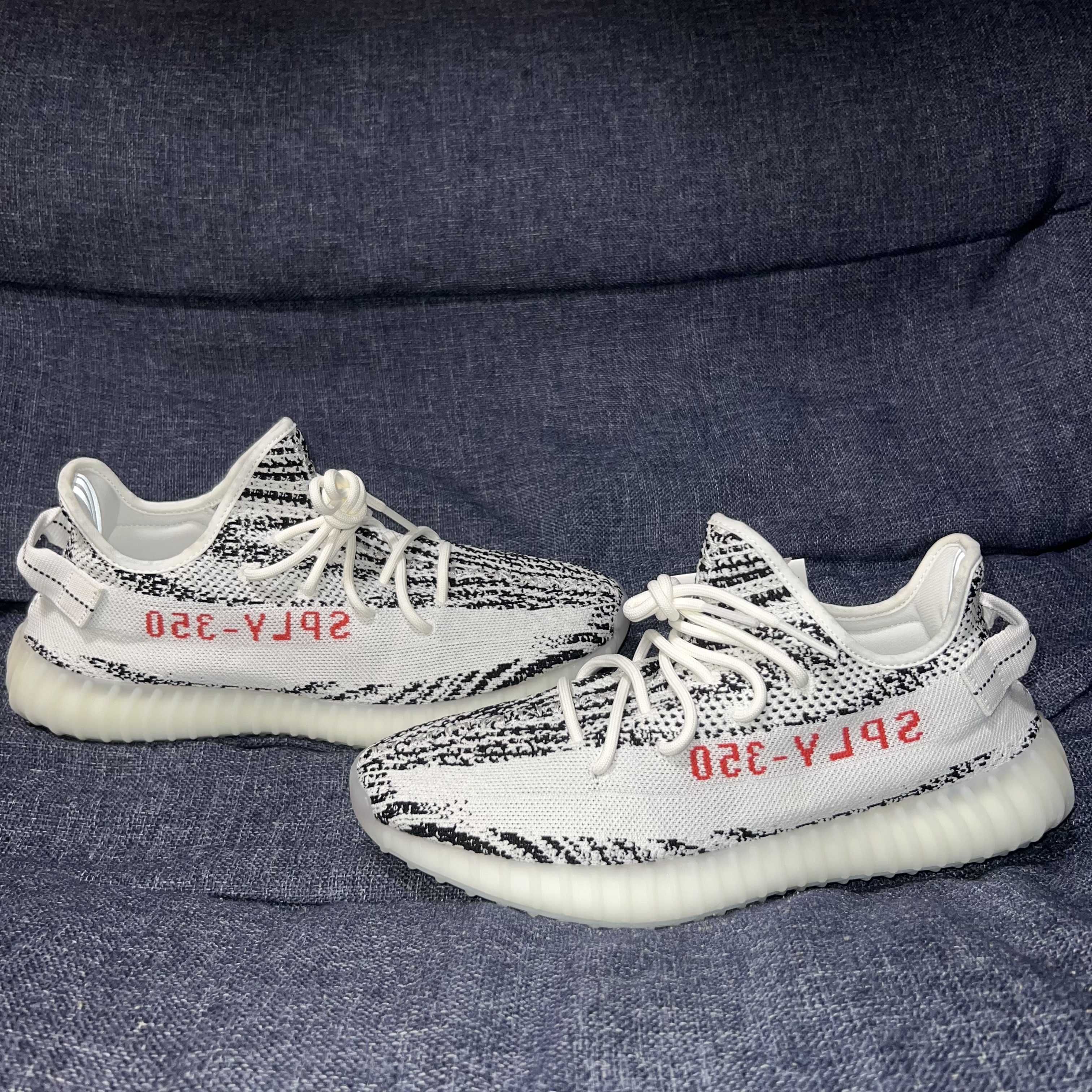 adidas YEEZY Boost 350 V2 "Zebra"