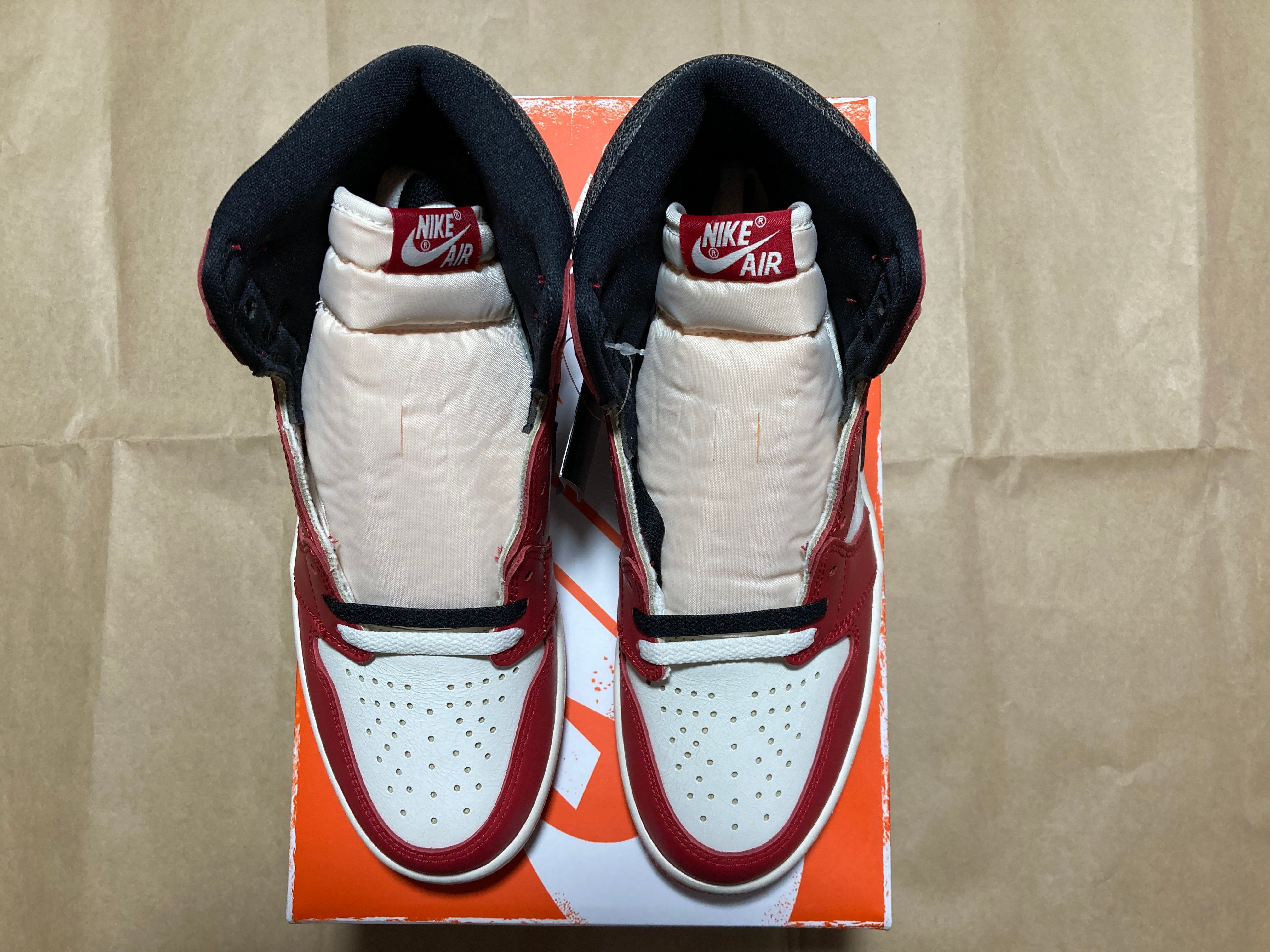 Nike Air Jordan 1 High OG "Lost & Found/Chicago"