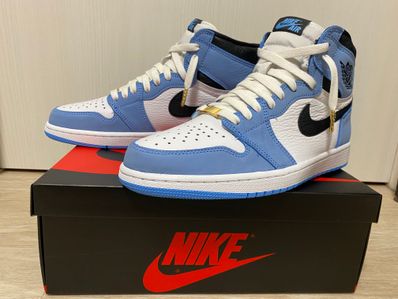 Nike Air Jordan 1 High OG "University Blue"