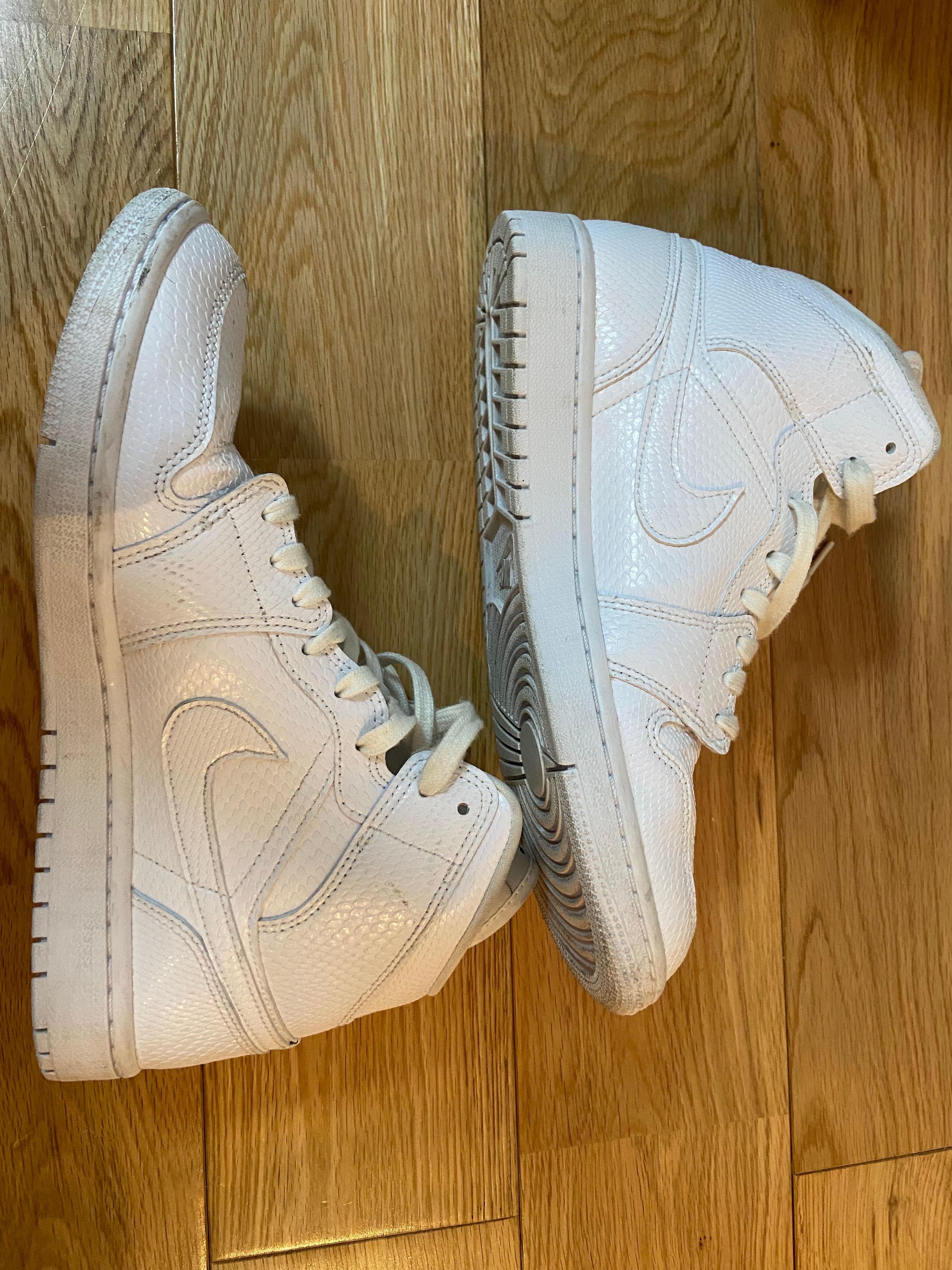 Nike Women's Air Jordan 1 Mid "Snake Skin"
