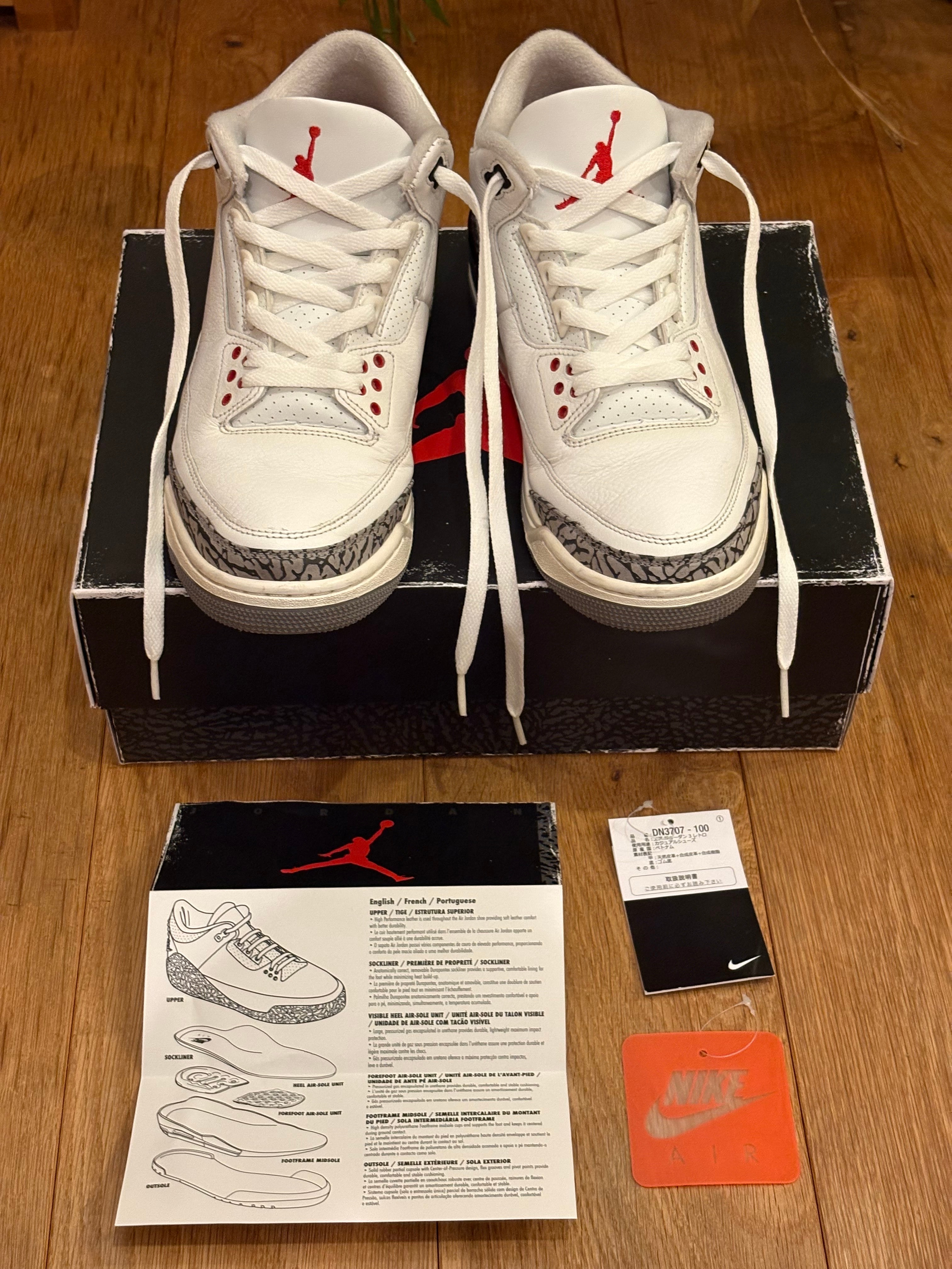 ナイキ エアジョーダン3 レトロ "ホワイトセメント リイマジンド"